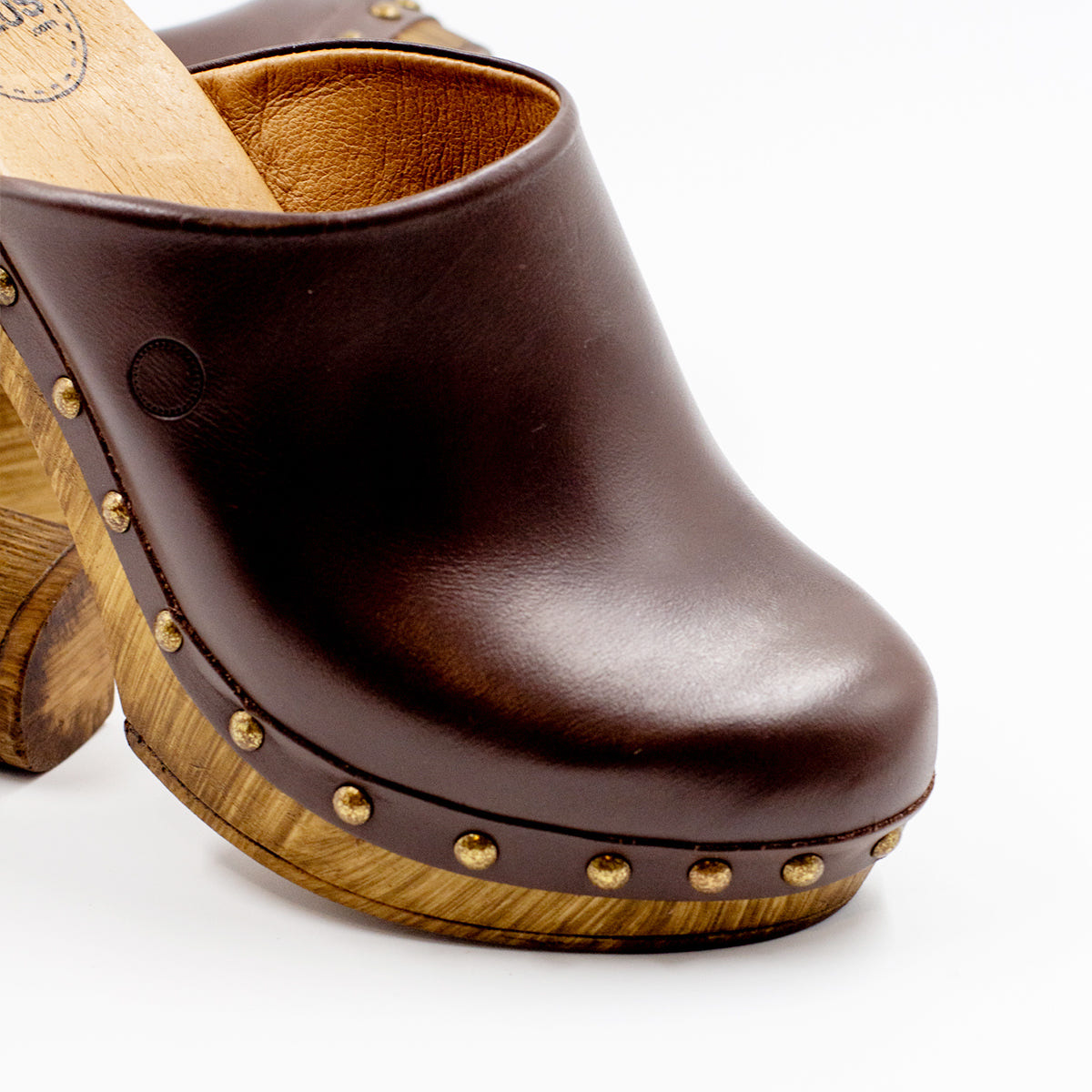 Zueco Comillas Piel Chocolate Tuilus