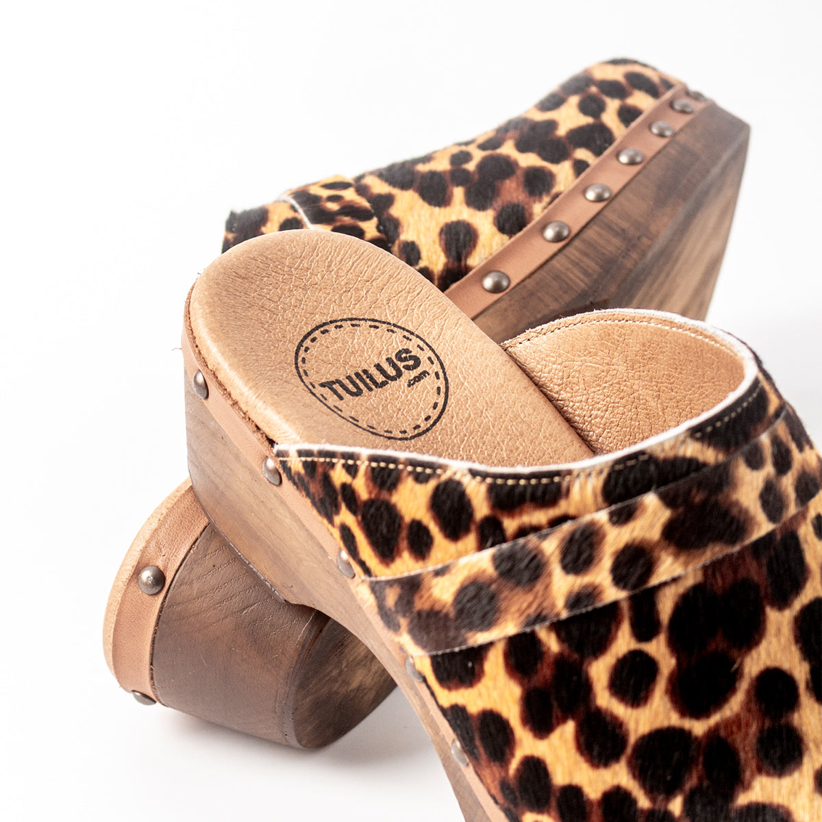 Zuecos Bolonia Pelo Leopardo