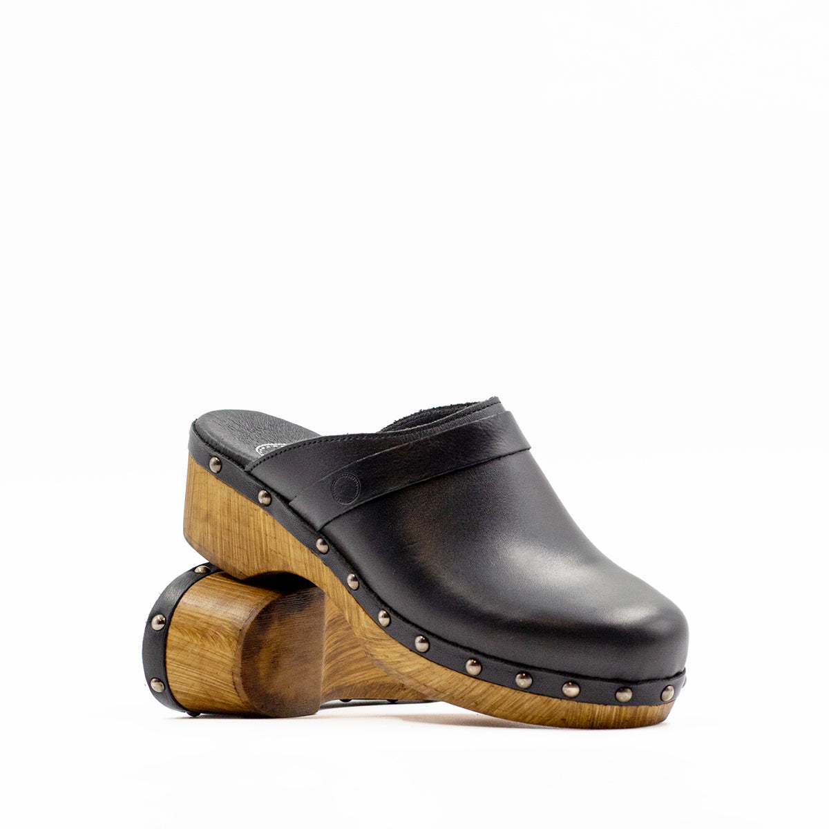 Black Leather Bologna Clog