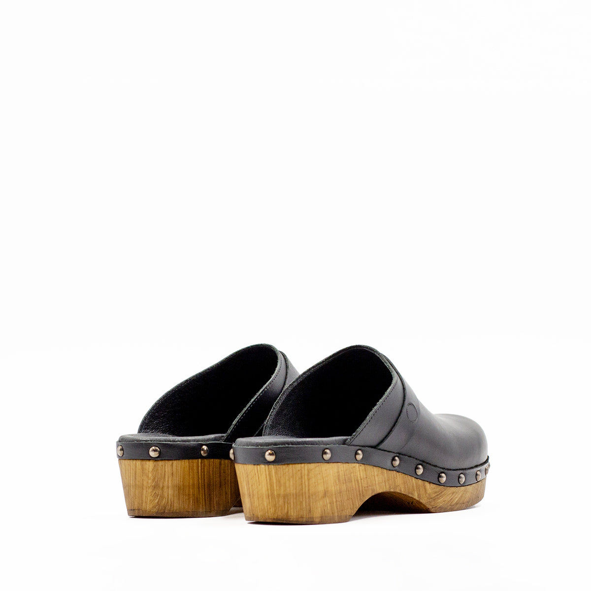 Black Leather Bologna Clog